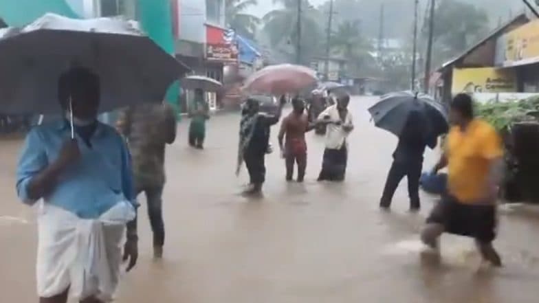 Kerala Rains: केरल में भारी बारिश और बाढ़ से जनजीवन अस्त-व्यस्त, अब तक 8 की मौत, कई लापता, बचाव के लिए NDRF की 11 टीमें होंगी तैनात